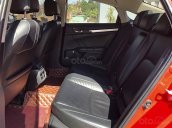 Bán Honda Civic 1.8 E sản xuất năm 2018, màu đỏ, xe nhập