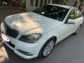 Cần bán gấp Mercedes C250 sx 2011, màu trắng, giá chỉ 498 triệu