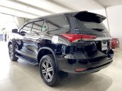 Bán xe Toyota Fortuner màu đen, máy dầu, siêu đẹp, trả góp chỉ 346 triệu