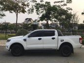 Cần bán lại xe Ford Ranger XLS 2.2 AT sản xuất 2018, màu trắng, xe nhập