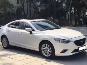Cần bán gấp Mazda 6 2.0 năm 2015, màu trắng