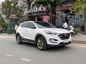 Cần bán Hyundai Tucson sản xuất 2018, màu trắng, giá 835tr