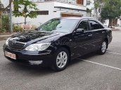 Bán Toyota Camry 3.0 sản xuất 2005, màu đen, giá ưu đãi