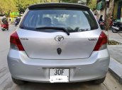 Bán xe Toyota Yaris sản xuất năm 2010, màu bạc, nhập khẩu nguyên chiếc