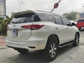 Bán ô tô Toyota Fortuner 2.4G 4x2 MT năm 2017, màu trắng, nhập khẩu nguyên chiếc