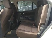 Bán ô tô Toyota Fortuner 2.4G 4x2 MT năm 2017, màu trắng, nhập khẩu nguyên chiếc