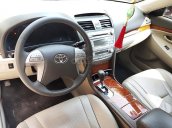 Bán Toyota Camry 2.4G năm sản xuất 2010, màu đen