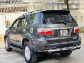 Cần bán lại xe Toyota Fortuner sản xuất 2010 còn mới