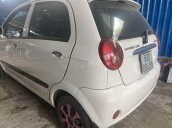 Bán xe Chevrolet Spark sản xuất năm 2015, màu trắng, 2 chỗ