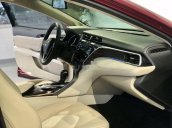 Bán Toyota Camry năm 2019 còn mới