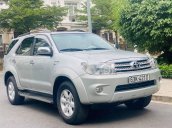 Bán Toyota Fortuner sản xuất năm 2010 còn mới