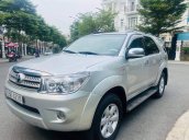 Bán Toyota Fortuner sản xuất năm 2010 còn mới