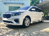 Cần bán gấp Kia Sedona năm sản xuất 2019, màu trắng