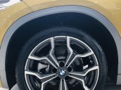 BMW X2 - màu vàng - SUV gầm cao dáng thể thao, mạnh mẽ và phong cách, giảm ngay 191 triệu tiền mặt