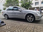 Cần bán lại xe Mercedes C280 2005, màu bạc, xe chính chủ