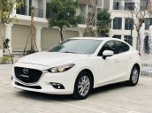 Bán nhanh Mazda 3 1.5 đời 2017 màu trắng, xe 1 chủ từ đầu biển thành phố, chạy zin 50000 km, xe đẹp không 1 lỗi nhỏ