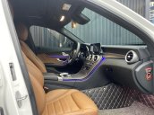 Cần bán gấp Mercedes C300 AMG 2019 siêu lướt