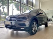 Tiguan Luxury 2021 màu xám platinum mới về, xe nhập nguyên chiếc, 2.0TSI mạnh mẽ, LH ngay Ms Uyên