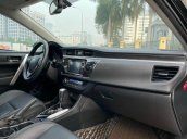 Bán xe giá thấp với chiếc Toyota Corolla Altis 2.0V 2015, xe còn mới