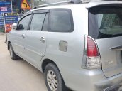 Cần bán xe Toyota Innova sản xuất năm 2009, giá thấp, động cơ ổn định 