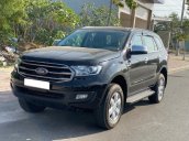 Cần bán Ford Everest đời 2019, màu đen còn mới, 885tr