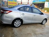 Cần bán lại xe Toyota Vios năm 2015 còn mới