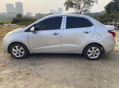 Bán ô tô Hyundai Grand i10 sản xuất 2017, màu bạc, xe nhập 