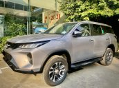 Fortuner SX 2021 máy xăng/ dầu. Về tháng 3/2021, nhận xe ngay