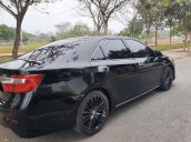 Cần bán gấp Toyota Camry 2.5Q sản xuất năm 2014, 790 triệu