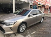 Cần bán xe Toyota Camry sản xuất 2017, xe chính chủ