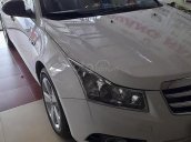 Cần bán lại xe Daewoo Lacetti năm sản xuất 2009, màu trắng