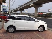 Cần bán xe Toyota Yaris đời 2015, màu trắng, nhập khẩu nguyên chiếc