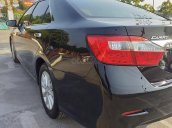 Cần bán gấp Toyota Camry 2.0E đời 2013, màu đen 