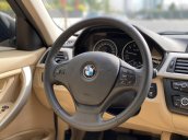 Cần bán BMW 3 Series 320i sản xuất năm 2015