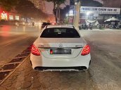 Cần bán Mercedes C300 trắng SX 2017, lăn bánh 29000km, hỗ trợ trả góp 70%, giá 1 tỷ 288