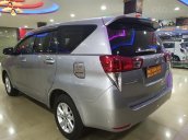 Bán Toyota Innova đời 2017, màu bạc chính chủ, giá tốt