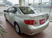 Xe Toyota Corolla Altis năm sản xuất 2009, màu bạc 