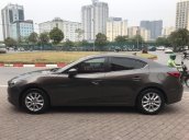 Bán gấp chiếc Mazda 3 1.5 AT sản xuất năm 2016