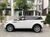 Bán LandRover Evoque màu trắng, xe nhập khẩu, cực mới