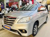 Cần bán xe Toyota Innova sản xuất 2015, màu bạc, giá chỉ 459 triệu