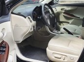 Cần bán gấp Toyota Corolla Altis năm 2012, màu đen còn mới, giá tốt