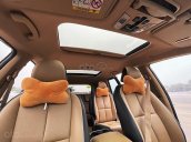 Cần bán lại xe Kia Sedona năm sản xuất 2015, màu nâu còn mới, giá 775tr