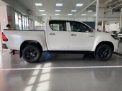 Bán ô tô Toyota Hilux 2.4AT 4X2 năm sản xuất 2021, xe nhập, giá 674tr