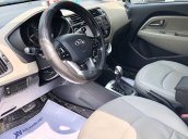 Cần bán Kia Rio 1.4AT năm 2015, xe nhập, xe chính chủ