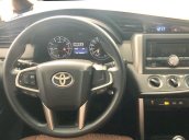 Bán Toyota Innova 2.0E MT sản xuất 2017, xe nhập xe gia đình, 598 triệu