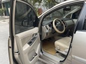 Cần bán lại xe Toyota Innova sản xuất 2015, giá 435tr