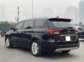 Bán Kia Sedona đời 2016, màu đen, giá 815tr