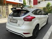 Cần bán gấp Ford Focus đời 2018, màu trắng