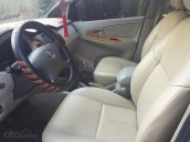 Xe Toyota Innova 2.0 G đời 2006, màu bạc 