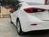 Cần bán lại xe Mazda 3 đời 2017, màu trắng chính chủ